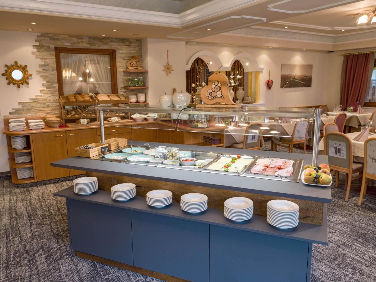 Hotel Landhaus Zillertal Fuegen Ngoại thất bức ảnh