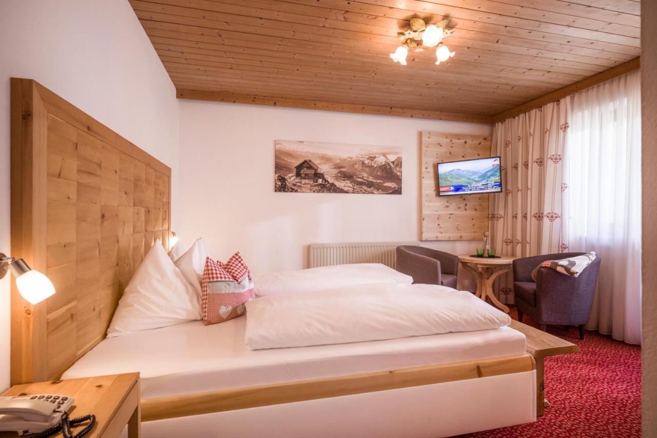Hotel Landhaus Zillertal Fuegen Ngoại thất bức ảnh