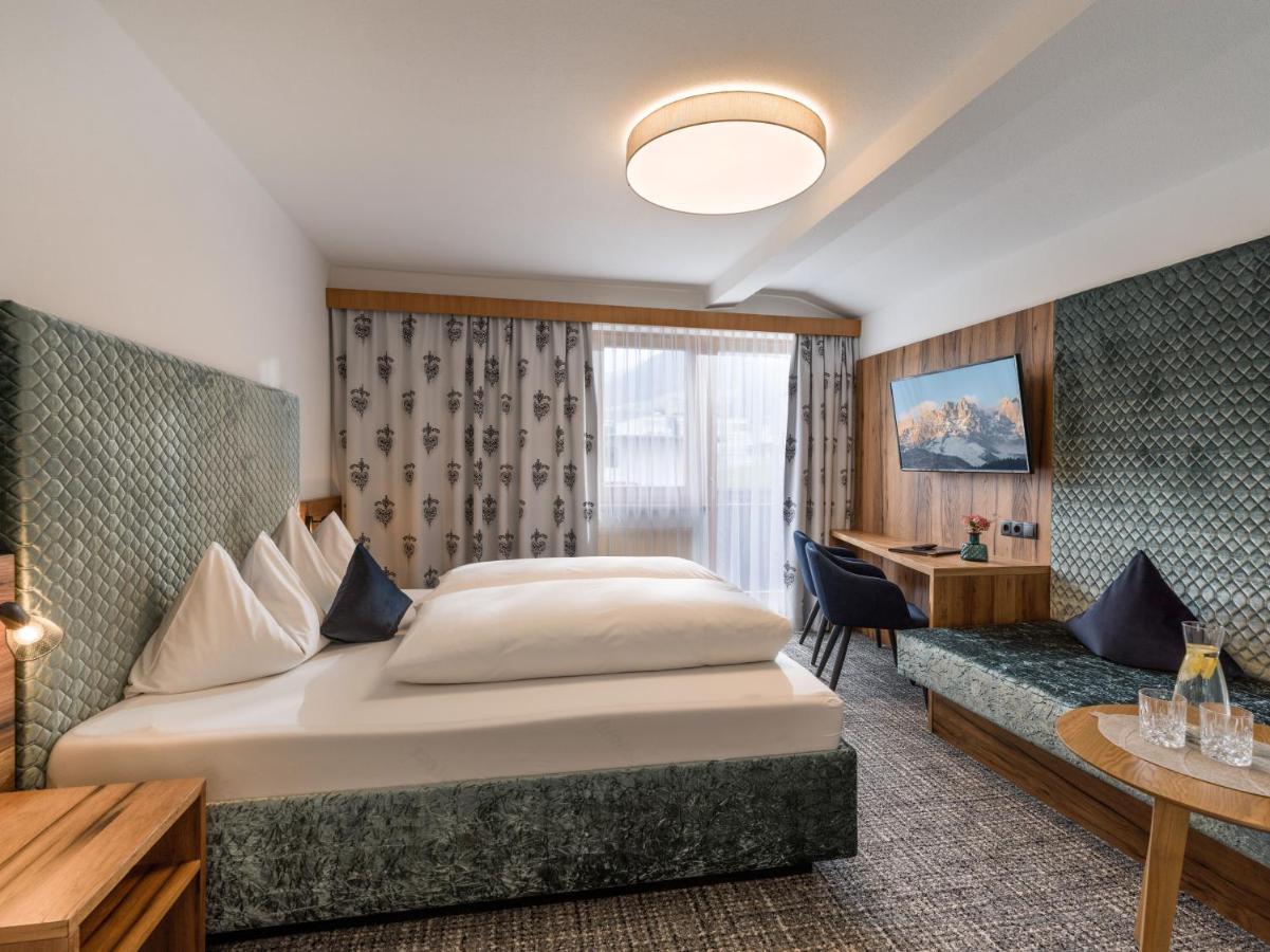 Hotel Landhaus Zillertal Fuegen Ngoại thất bức ảnh
