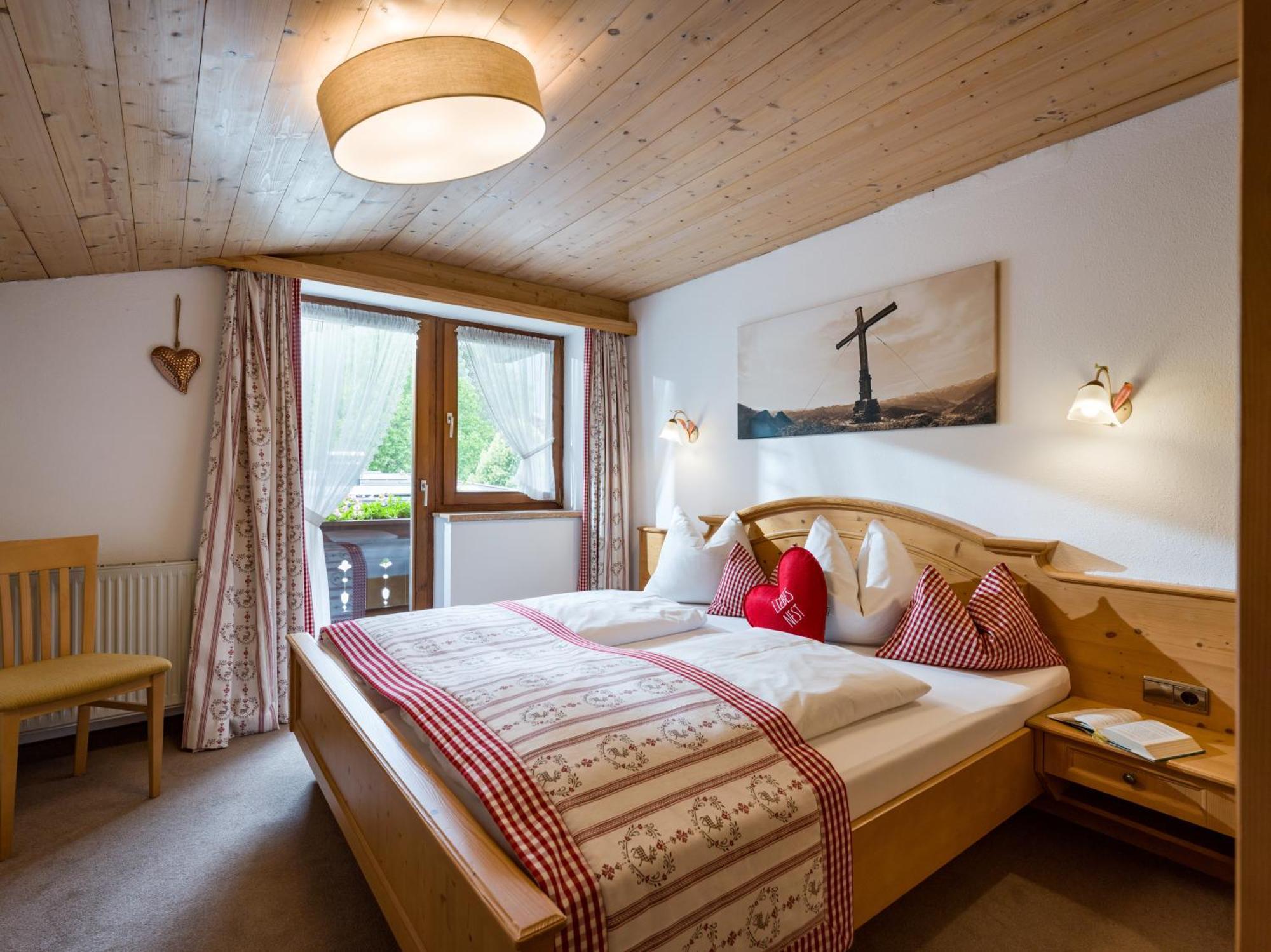 Hotel Landhaus Zillertal Fuegen Ngoại thất bức ảnh