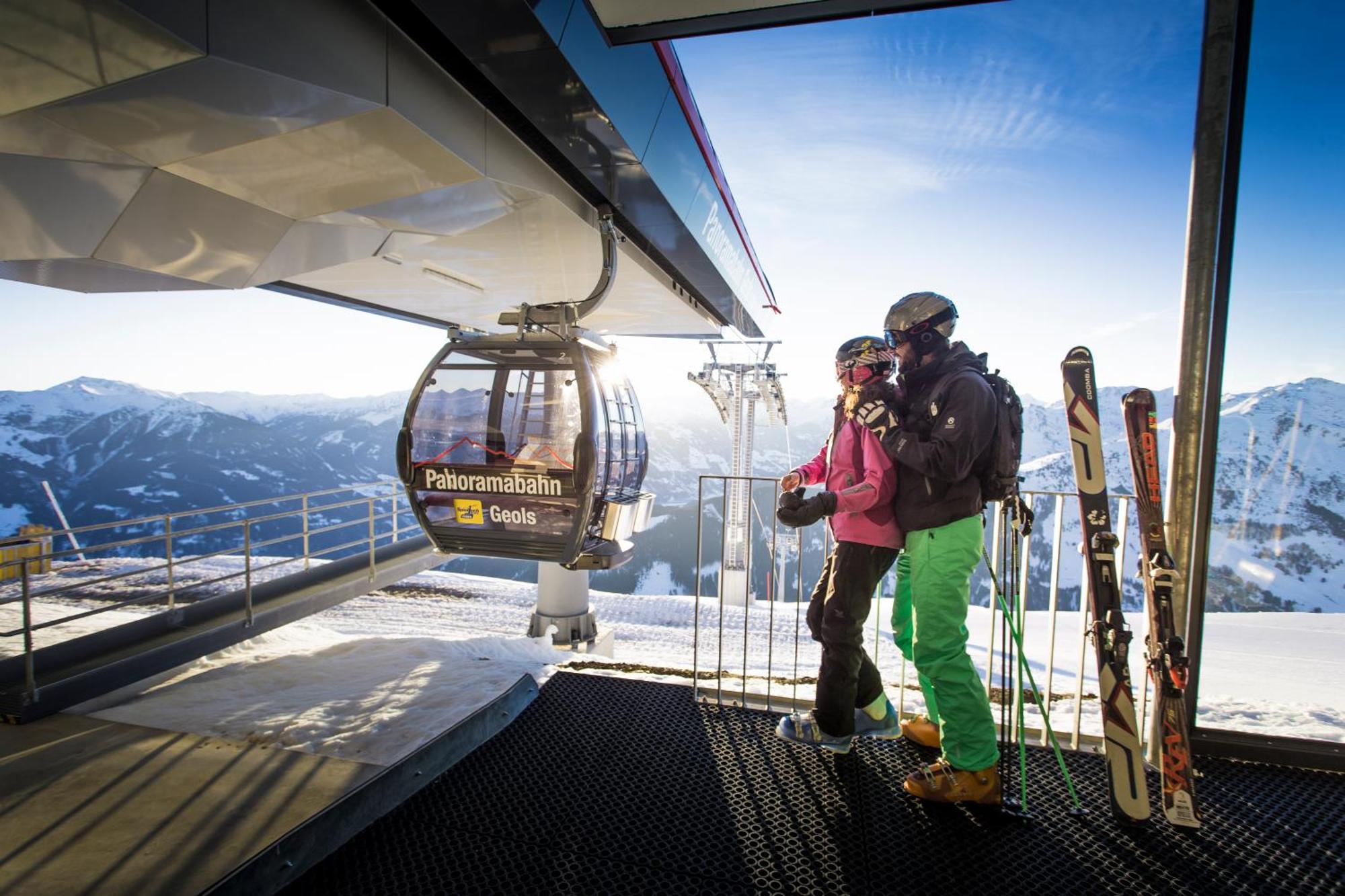 Hotel Landhaus Zillertal Fuegen Ngoại thất bức ảnh