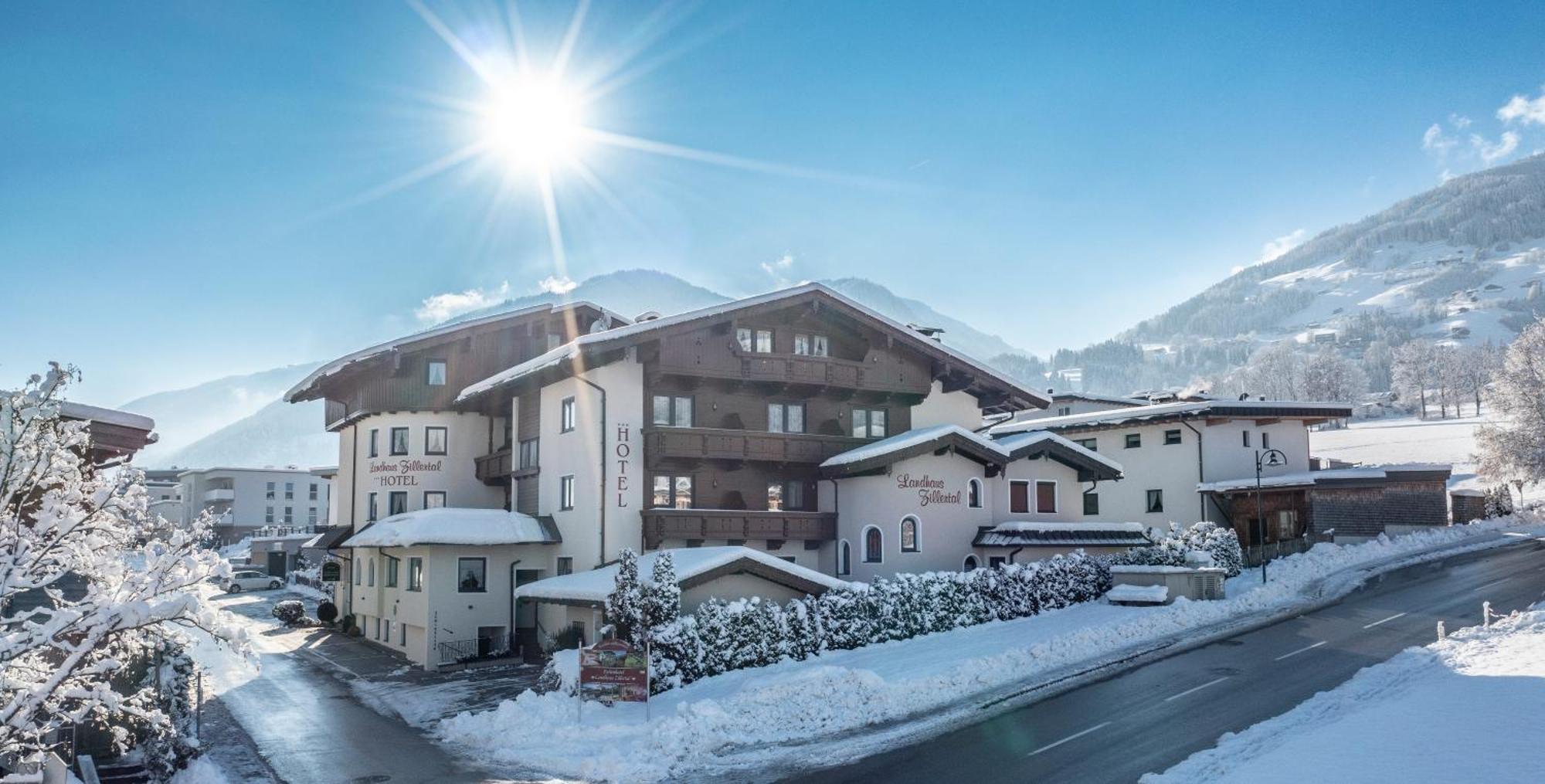 Hotel Landhaus Zillertal Fuegen Ngoại thất bức ảnh