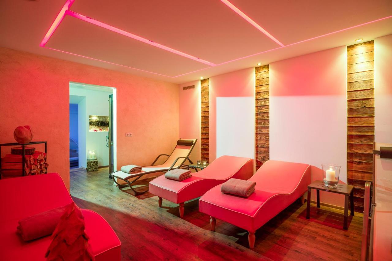 Hotel Landhaus Zillertal Fuegen Ngoại thất bức ảnh